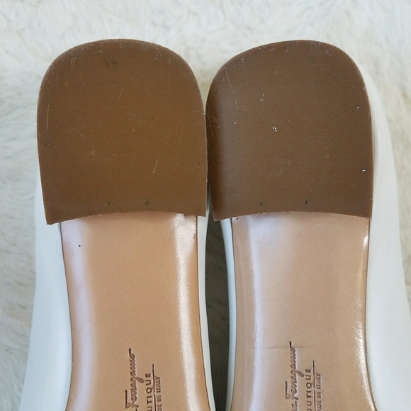 Salvatore Ferragamo Vintage Pumps - Picture 6 of 14